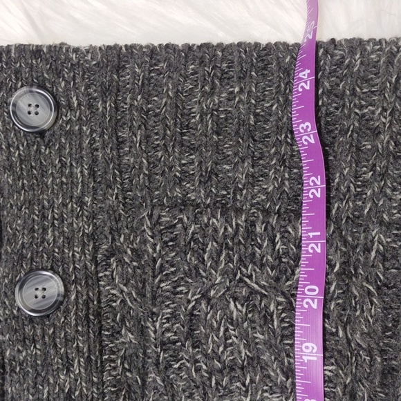 Chunky Knit Sweater - Picture 6 of 8